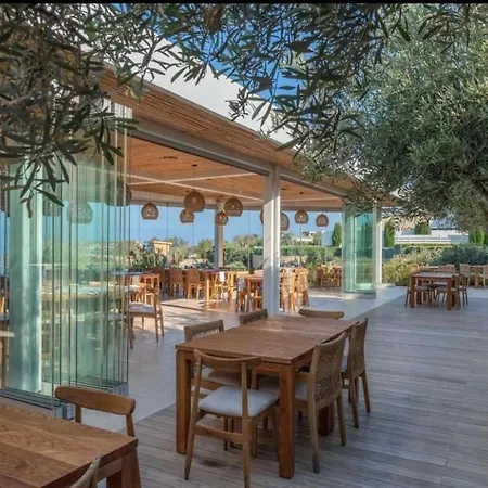 Amazing With Panoramic Sea View Willa