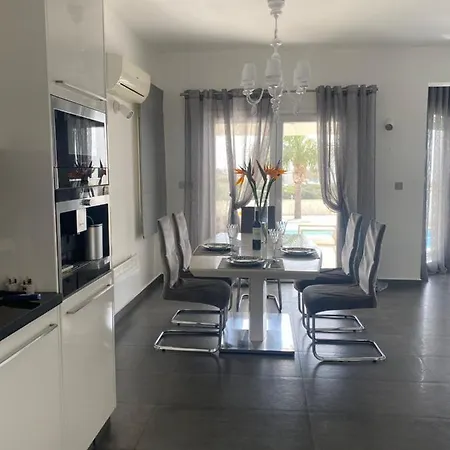 Amazing With Panoramic Sea View * Paphos